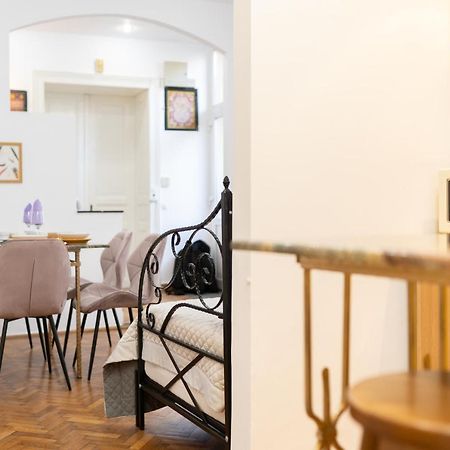 Villa 5* Noble House In Historic Center Cluj-Napoca Exterior foto
