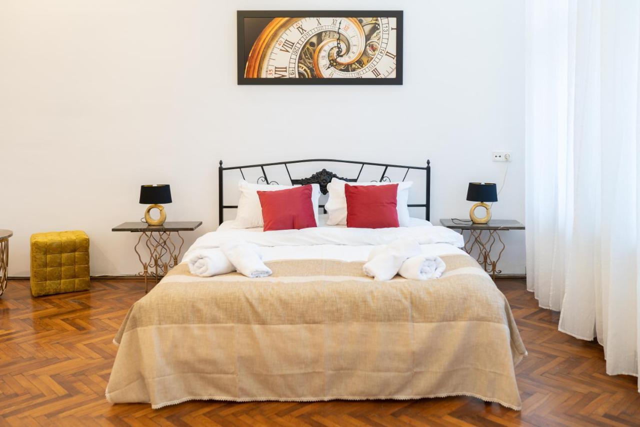 Villa 5* Noble House In Historic Center Cluj-Napoca Exterior foto