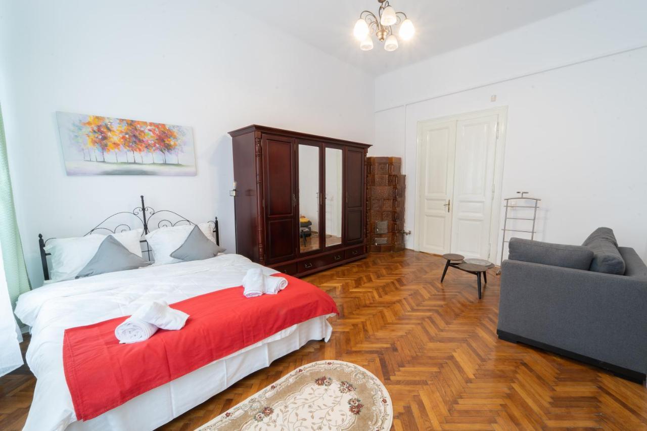 Villa 5* Noble House In Historic Center Cluj-Napoca Exterior foto